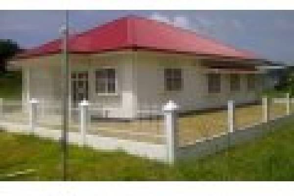 Woonhuis te koop in Suriname - Paramaribo - New Village - € 150.000