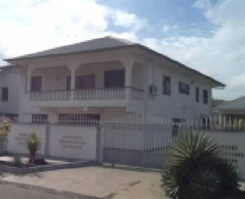 Woonhuis te koop in Suriname - Paramaribo - Par`bo Noord - € 295.000
