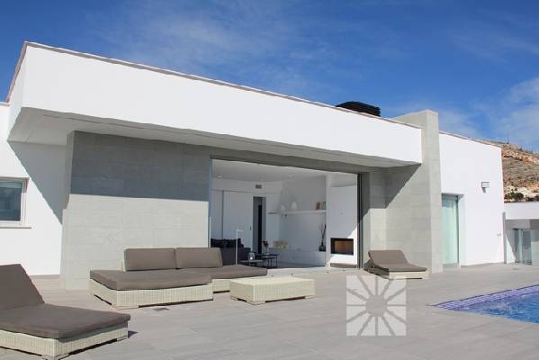 Villa te koop in Spanje - Valencia (Regio) - Costa Blanca - Benitachell -  530.000