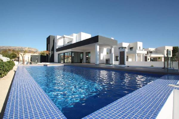 Villa te koop in Spanje - Valencia (Regio) - Costa Blanca - Calpe -  750.000
