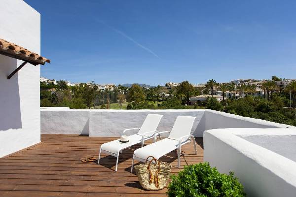 Appartement te koop in Spanje - Andalusi - Costa del Sol - Estepona - New Golden Mile -  151.000