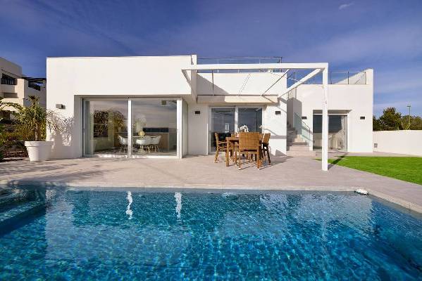 Villa te koop in Spanje - Valencia (Regio) - Costa Blanca - Campoamor -  485.000