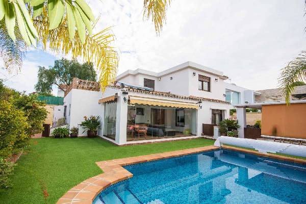 Villa te koop in Spanje - Andalusië - Costa del Sol - Marbella - € 1.190.000