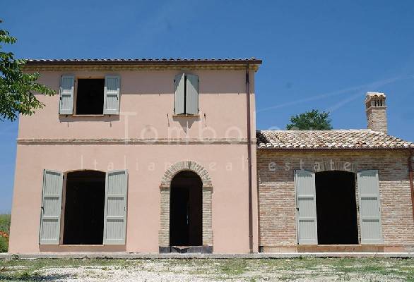 Woonhuis te koop in Itali - Marken / Marche - San Lorenzo in Campo -  350.000