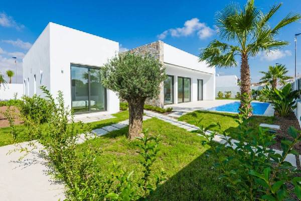 Villa te koop in Spanje - Valencia (Regio) - Costa Blanca - Pilar De La Horadada -  279.900