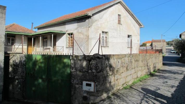 Portugal ~ Coimbra ~ Oliveira do Hospital - Renovation object