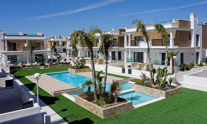 Spanje ~ Valencia (Regio) ~ Alicante (prov.) ~ Costa Blanca ~ Kust - Geschakelde woning