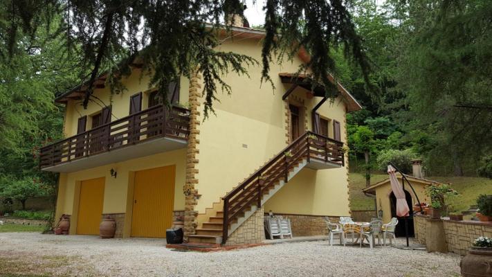 Villa te koop in Italië - Toscane - Petroio - € 270.000