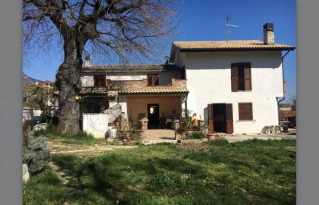 Landhuis te koop in Itali - Abruzzen / Abruzzo - Civitella Casanova -  170.000