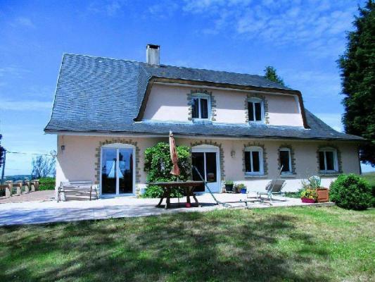 Villa te koop in Frankrijk - Nord Pas-de-Calais - Pas-de-Calais - Hesdin -  400.000