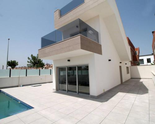 Villa te koop in Spanje - Valencia (Regio) - Costa Blanca - Torre De La Horadada -  335.000