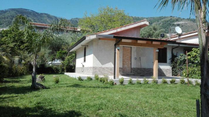 Villa te koop in Italië - Calabrië - Joppolo - € 120.000