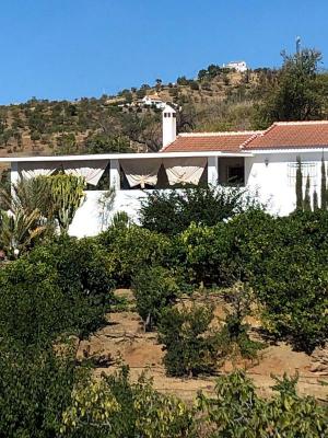 Villa te koop in Spanje - Andalusi - Mlaga - Guaro -  350.000