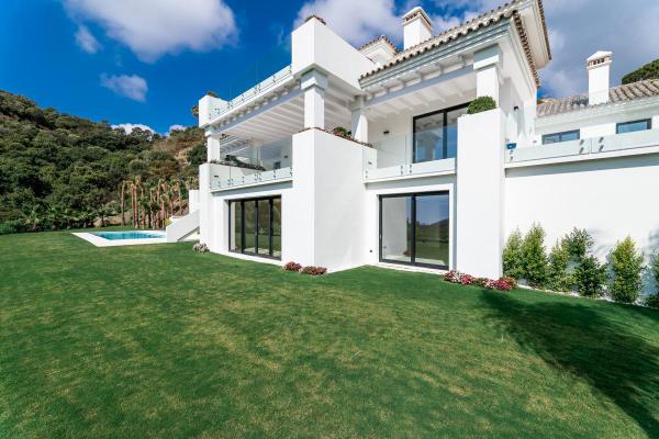 Villa te koop in Spanje - Andalusi - Costa del Sol - Benahavis - La Zagaleta -  5.950.000