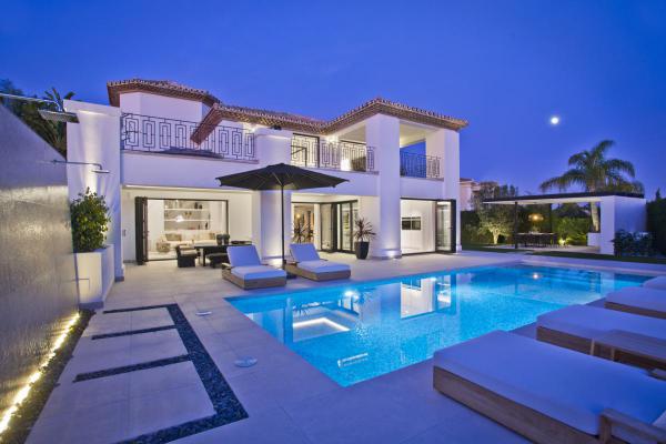 Villa te koop in Spanje - Andalusi - Costa del Sol - Marbella -  3.995.000