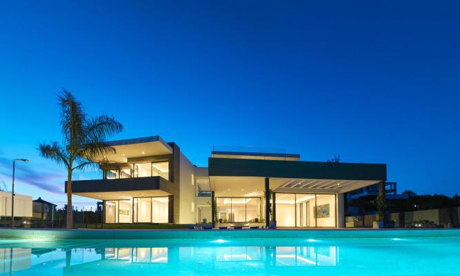 Villa te koop in Spanje - Andalusi - Costa del Sol - Benahavis - Los Flamingos -  4.500.000