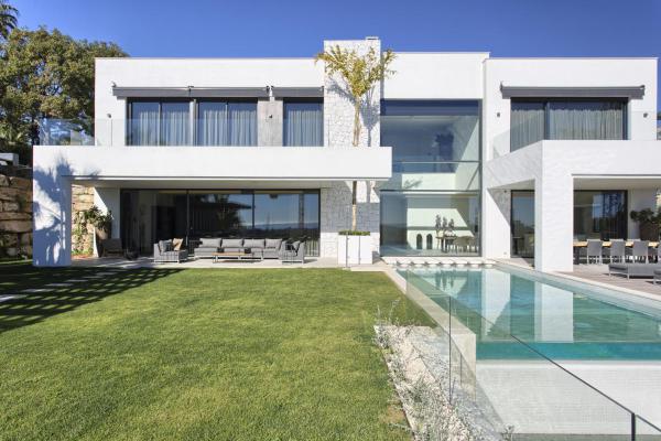 Villa te koop in Spanje - Andalusië - Costa del Sol - Marbella - € 3.750.000