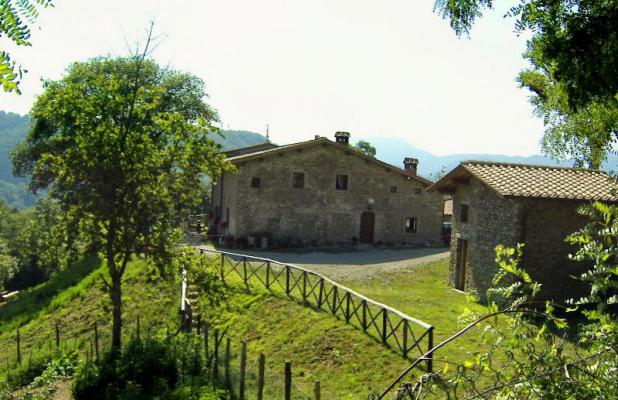 (Woon)boerderij te koop in Italië - Toscane - Vernio (Po) - € 980.000