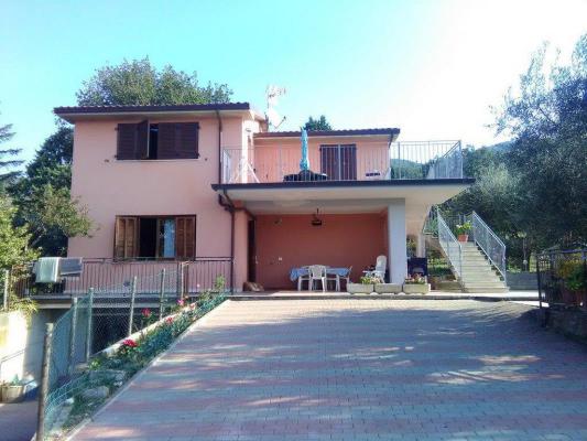 Villa te koop in Italië - Umbrië - Passignano - € 495.000