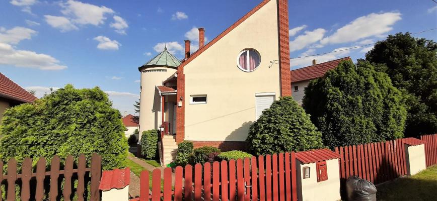 Villa te koop in Hongarije - Pannonia (West) - Baranya (Pécs) - Pécs - € 252.000