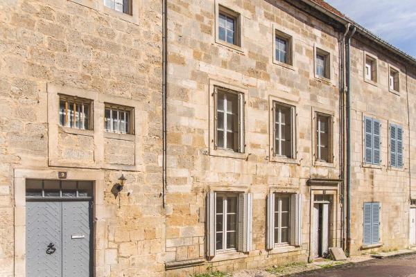 Frankrijk ~ Champagne-Ardenne ~ 52 - Haute-Marne - Maison en pierre