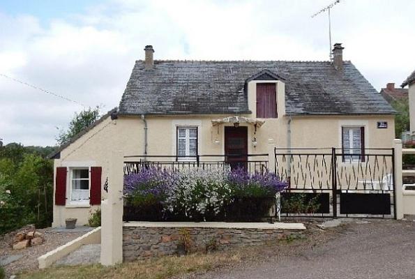 Maison de Campagne te koop in Frankrijk - Bourgogne - Nièvre - Saint Saulge - € 72.000