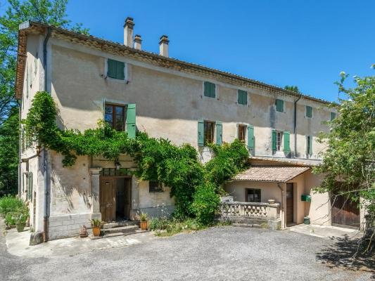 Maison de Caractère te koop in Frankrijk - Rhône-Alpes - Ardèche - Prades - € 450.000