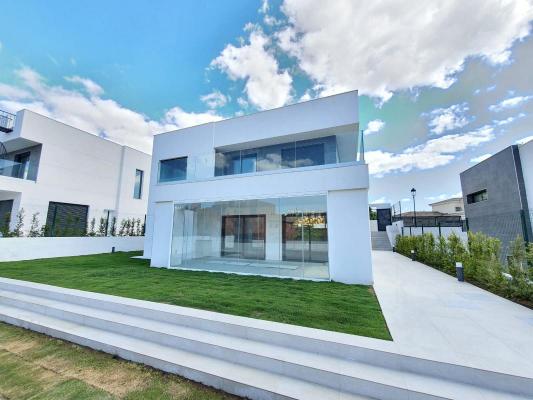Villa for sale in Spain - Andaluca - Costa del Sol - Marbella -  495.000