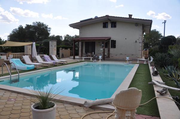 Villa te koop in Itali - Apuli - Serranova -  398.000