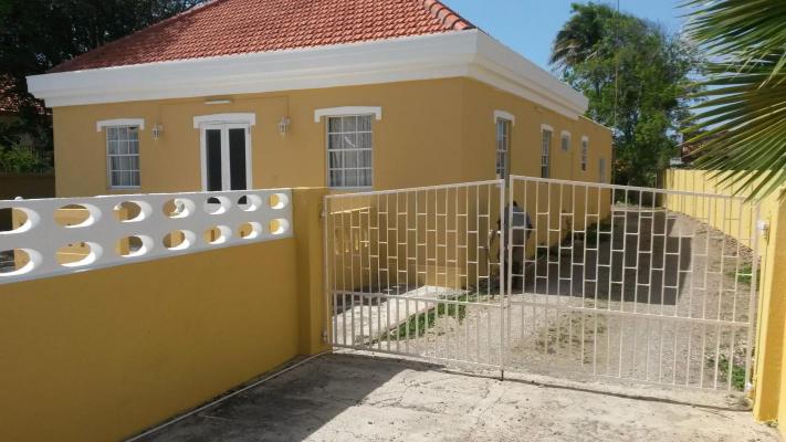 Antillen ~ Cura�ao - Villa