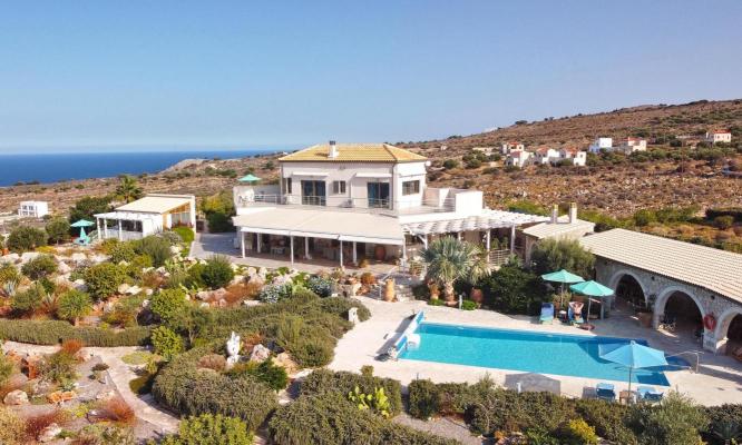 Villa te koop in Griekenland - Kreta - Kokkino chorio - € 1.300.000