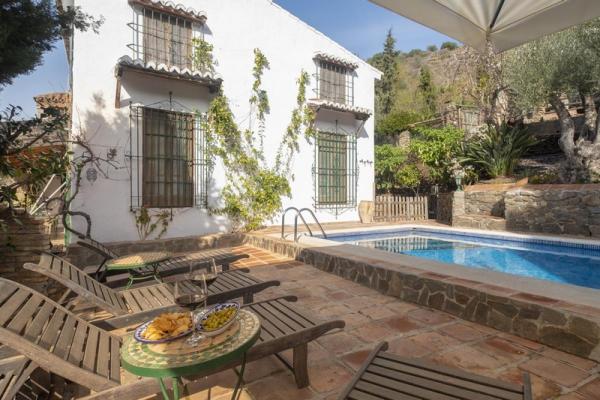 Landhuis te koop in Spanje - Andalusi - Mlaga - Sayalonga -  780.000