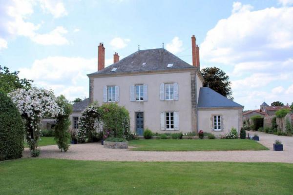 Herenhuis te koop in Frankrijk - Pays de la Loire - Vendée - MALLIEVRE - € 728.000