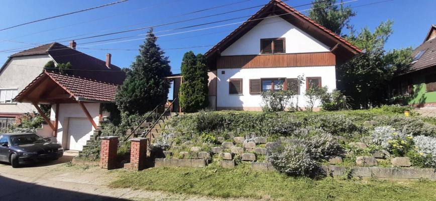 Woonhuis te koop in Hongarije - Pannonia (West) - Tolna (Szekszárd) - Aparhant - € 72.500