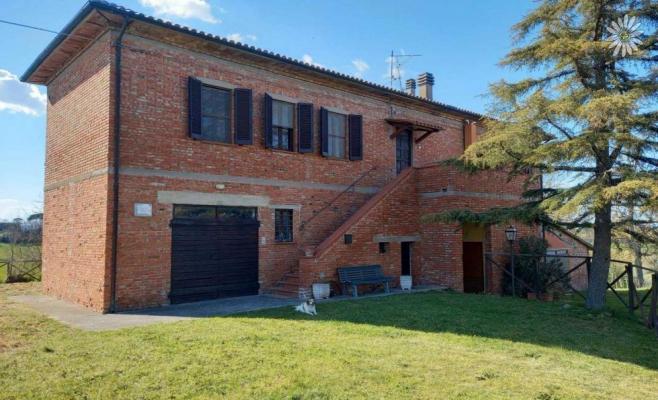 Landhuis te koop in Itali - Umbri - Castiglione del Lago -  225.000