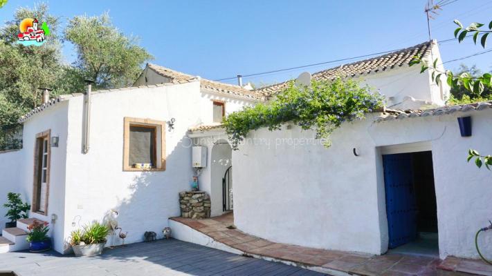 Landhuis te koop in Spanje - Andalusi - Crdoba - Iznajar -  149.950