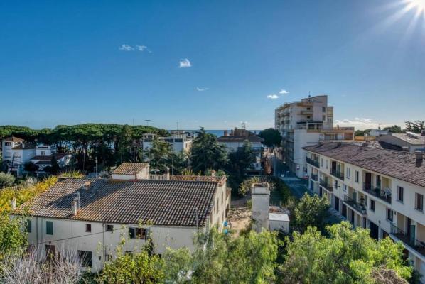 Penthouse te koop in Spanje - Catalonië - Costa Brava - Platja D`aro - € 320.000