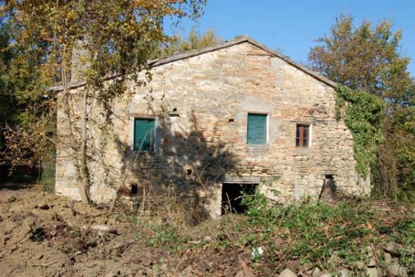 (Woon)boerderij te koop in Itali - Marken / Marche - Penna San Giovanni -  45.000