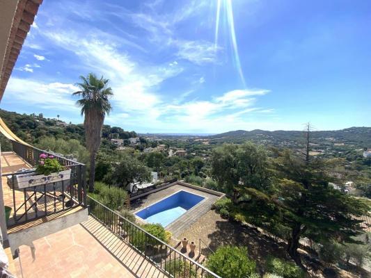 Villa te koop in Spanje - Catalonië - Costa Brava - Calonge - € 595.000