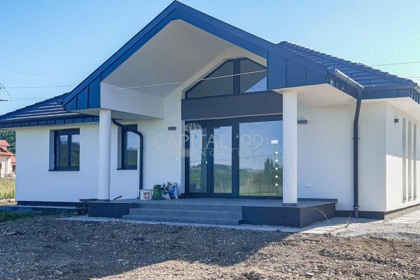 Villa te koop in Hongarije - Pannonia (West) - Balaton - Balatongyrk -  450.000