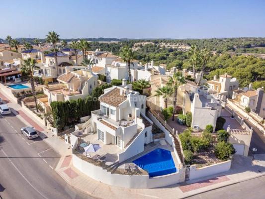 Villa te koop in Spanje - Valencia (Regio) - Alicante (prov.) - Orihuela - € 545.000