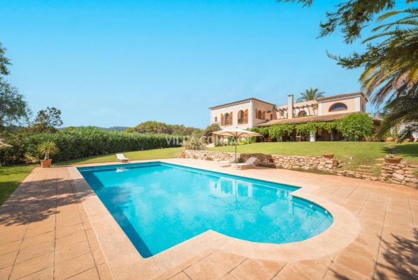 Villa te koop in Spanje - Balearen - Ibiza - Santa Eularia Des Riu -  5.900.000