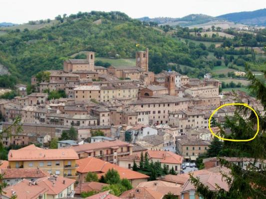 Appartement te koop in Italië - Marken / Marche - Sarnano - € 135.000