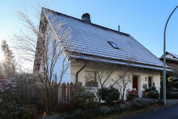 Duitsland ~ Nordrhein-Westfalen ~ Sauerland - Woonhuis