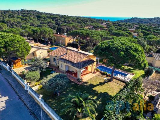 Spanje ~ Cataloni ~ Gerona ~ Costa Brava ~ Kust - Villa