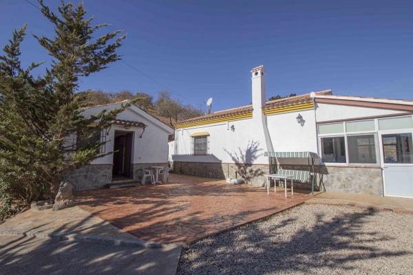 Landhuis te koop in Spanje - Andalusi - Mlaga - Colmenar -  275.000