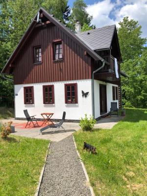 Landhuis te koop in Tsjechië - Noord Bohemen - Lucany nad Nisou - € 365.000