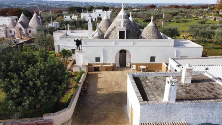 (Woon)boerderij te koop in Itali - Apuli - Ostuni -  395.000