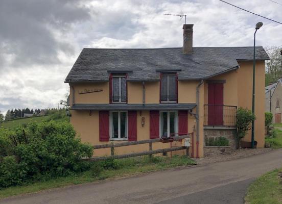 Maison de Campagne te koop in Frankrijk - Bourgogne - Nièvre - Lac de Panneçière - € 119.000