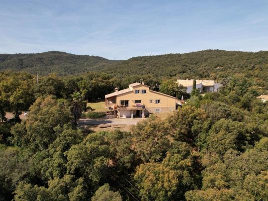 Villa te koop in Spanje - Catalonië - Costa Brava - Santa Cristina D`aro - € 580.000